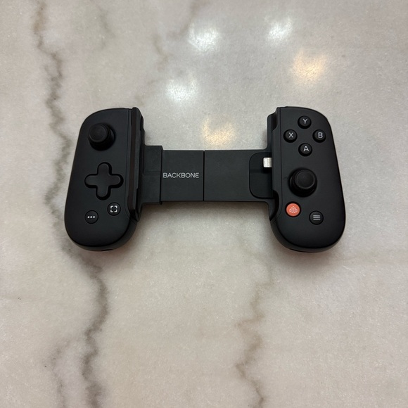 BACKBONE One Mobile Gaming Controller for iPhone (Lightning)PlayStationEd.1stGen - Picture 2 of 6